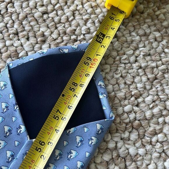 Vineyard Vines Custom Collection Necktie Blue Neck Tie Silk Penguin on an iceber - Picture 8 of 10